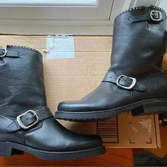 FRYE AND CO. Black Heeled Boots - Picture 4 of 12